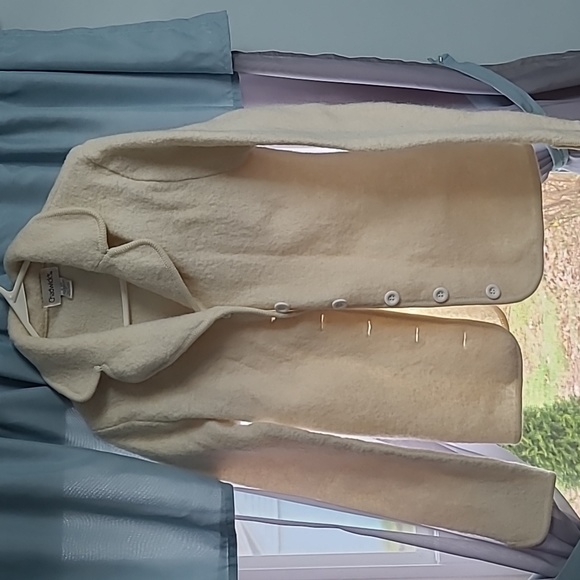 Jacket - Picture 3 of 4